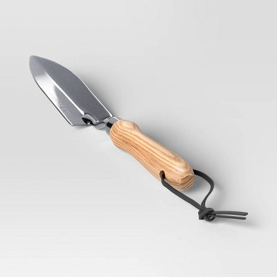 Dwa stalowe narzędzia do pielęgnacji roślin doniczkowych